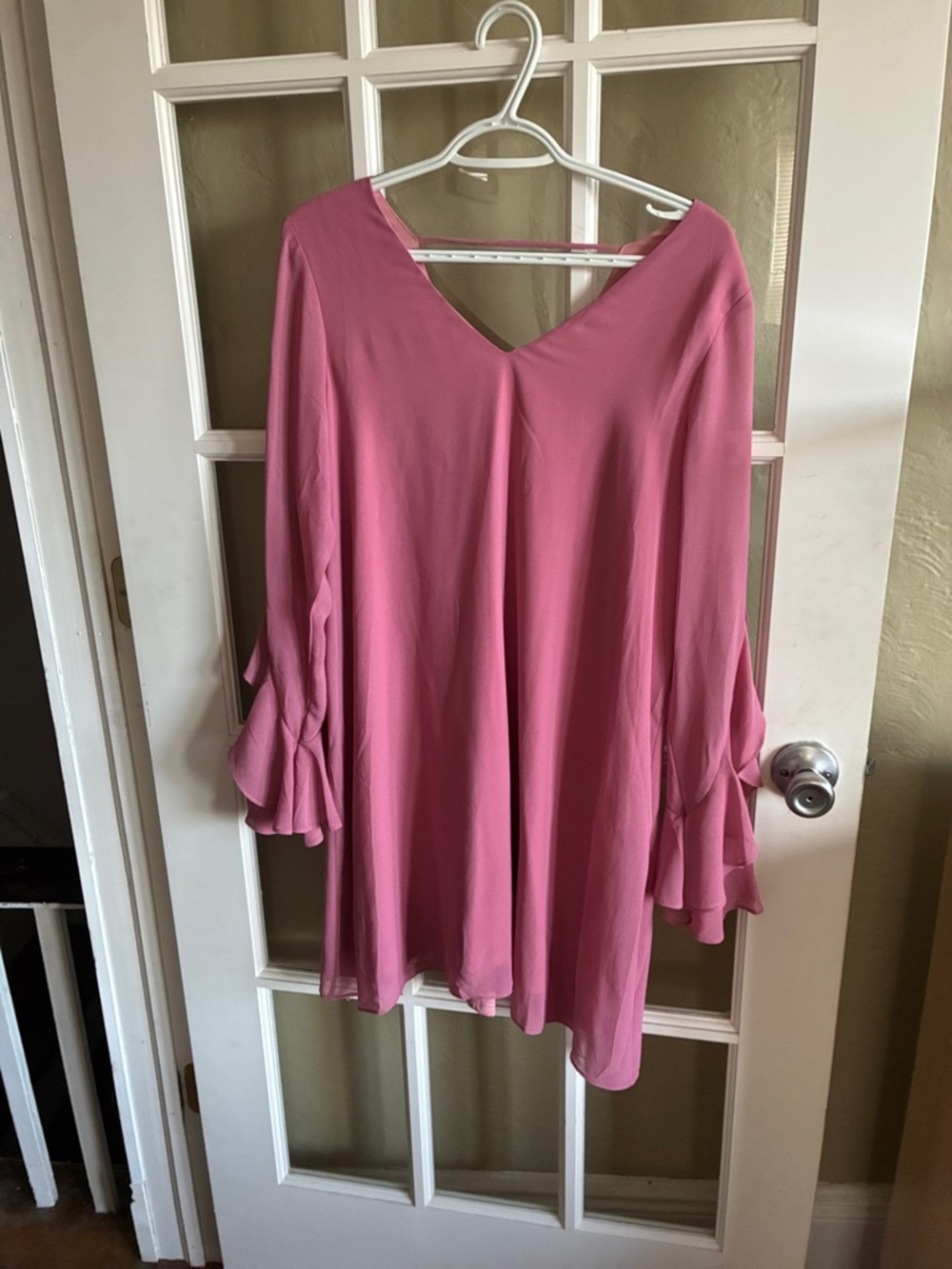 Women's V-Neck Ruffle Sleeve Dress New Large